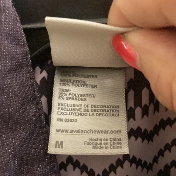 Avalanche winter coat with weather shield like new
Excellent condition - Picture 7 of 9